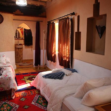 Dar Mezyana Dades Hotell Aït Idaïr Rum bild