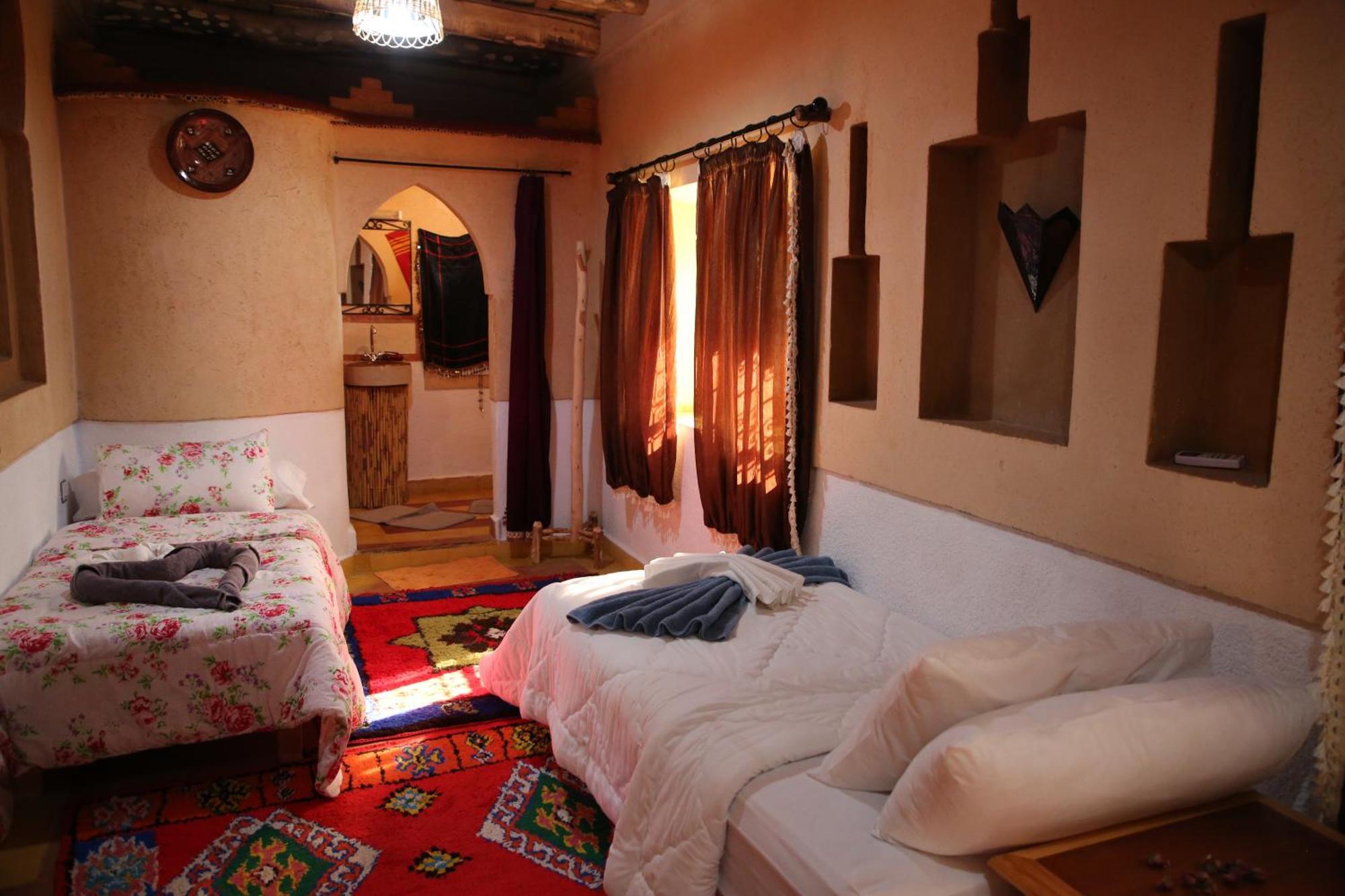 Dar Mezyana Dades Hotell Aït Idaïr Rum bild